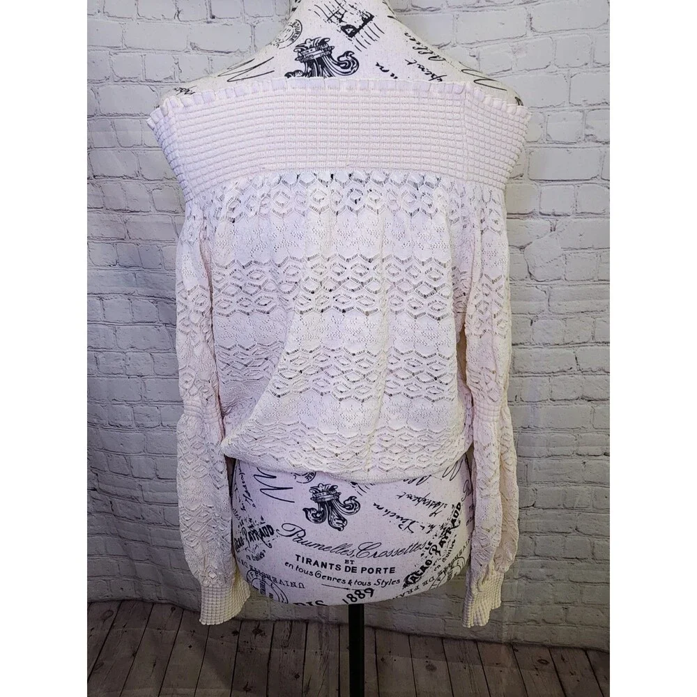 Zara Crochet Off The Shoulder Blouse Womens Medium Beige Textured Lace Overlay